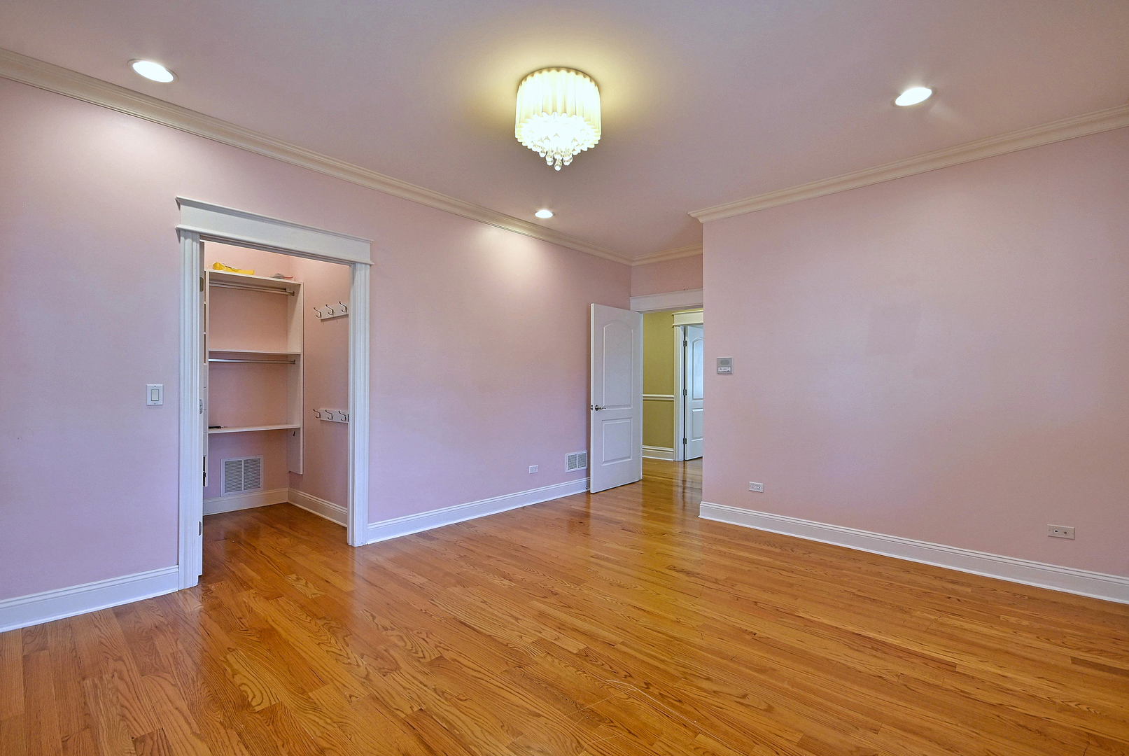 1430 Park Avenue Property Photo 70
