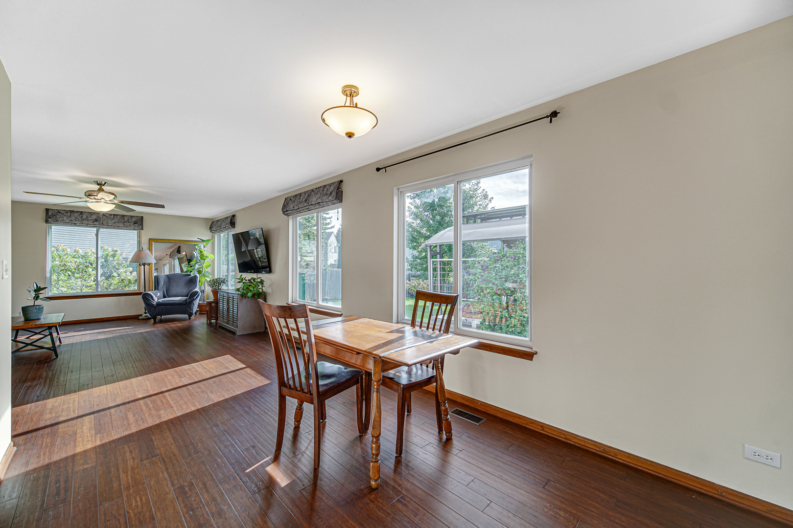 15 Berkshire Court Property Photo 12