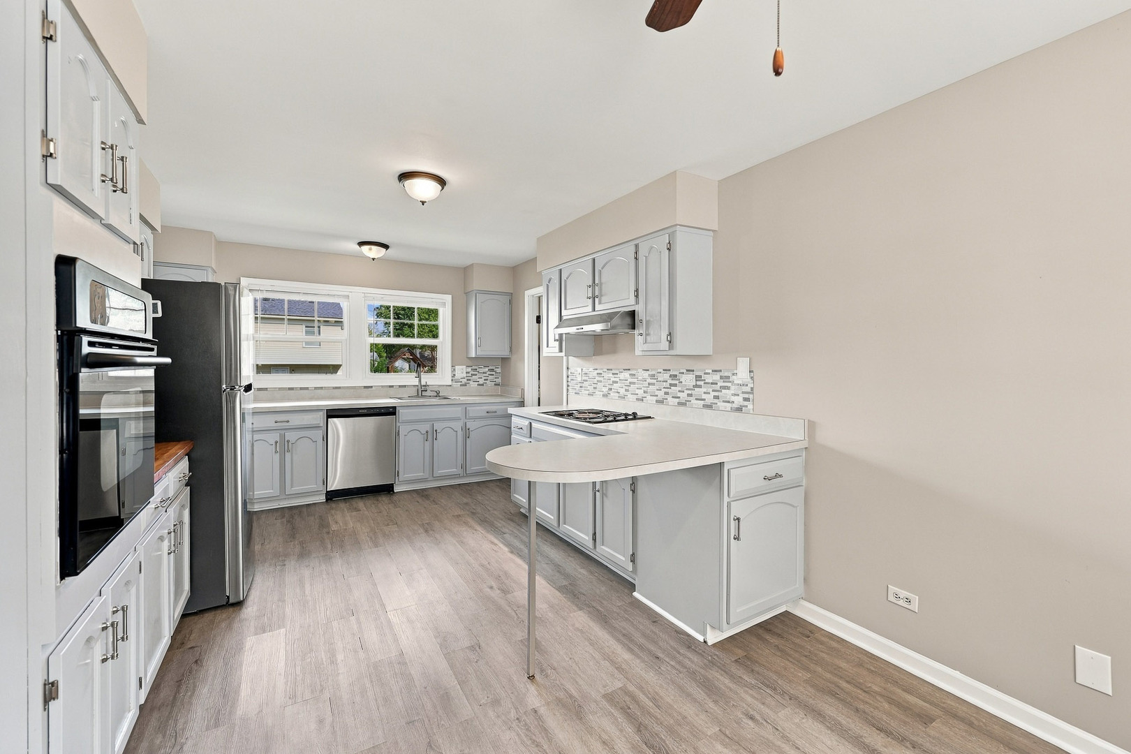 101 Emerson Drive Property Photo 10