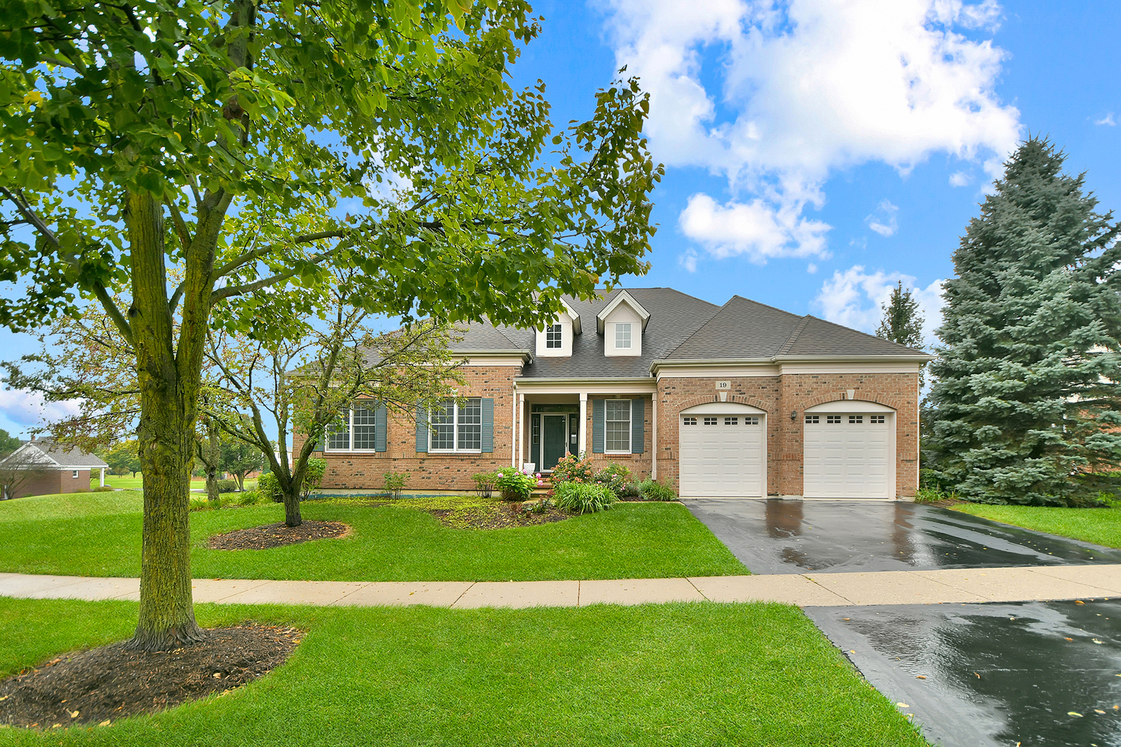 19 Eagle Ridge Drive Property Photo 1