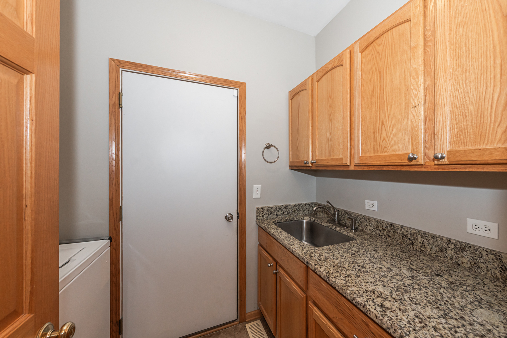 1777 Napa Suwe Court Property Photo 33