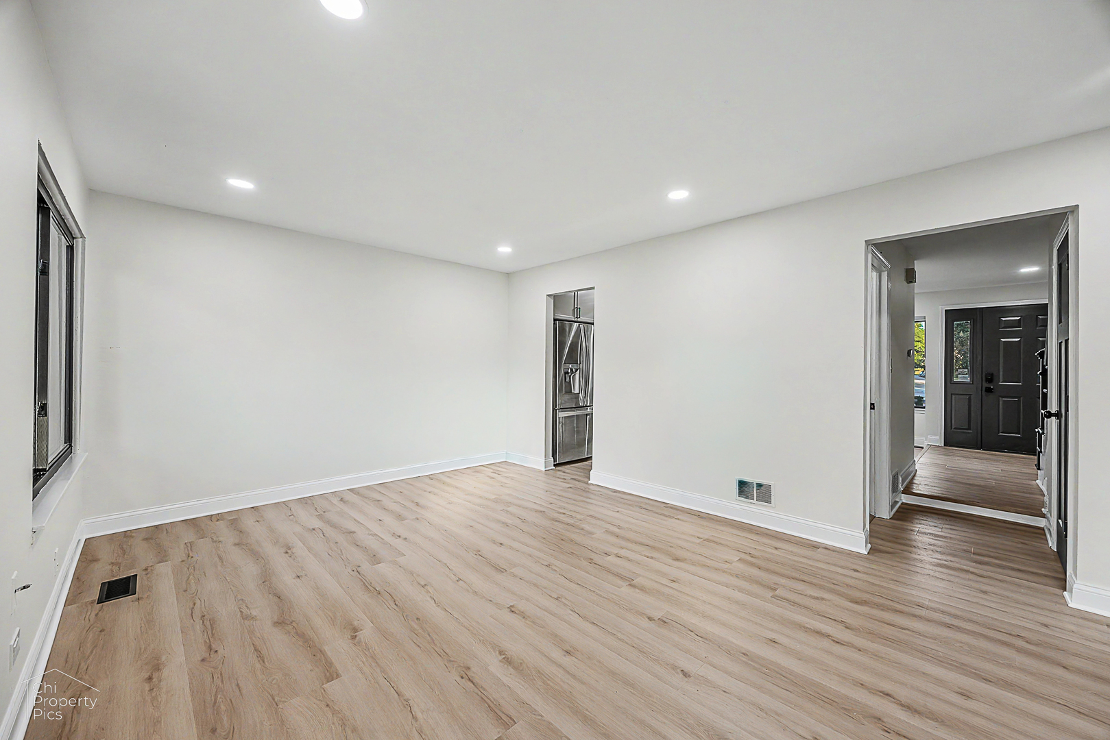 524 Yosemite Court Property Photo 8
