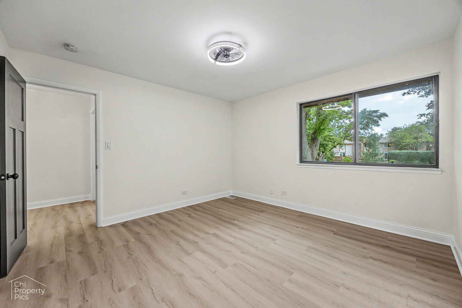 524 Yosemite Court Property Photo 14