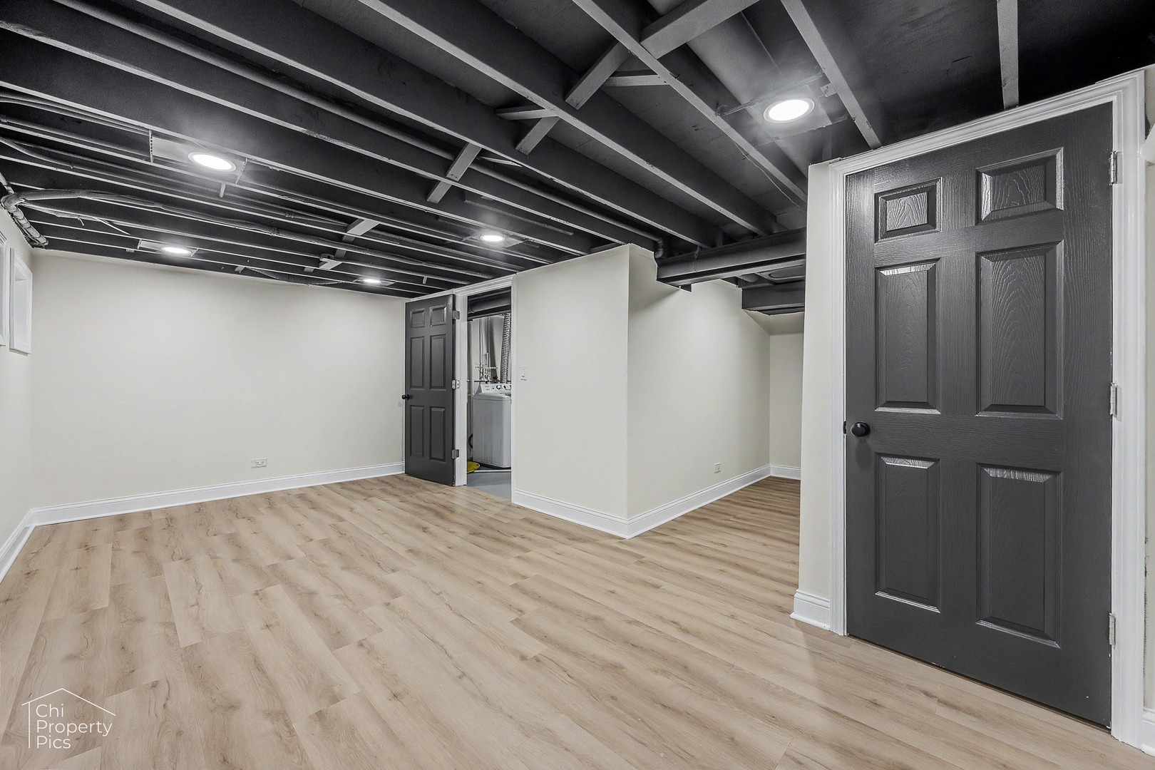 524 Yosemite Court Property Photo 23
