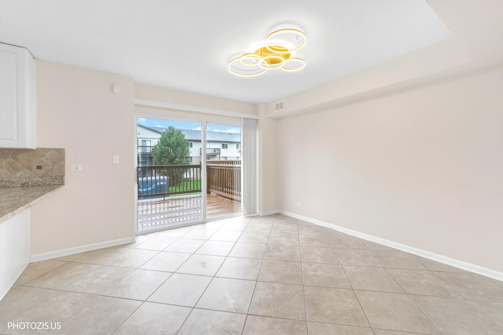 673 E Fountainview Drive 673 Property Photo 13