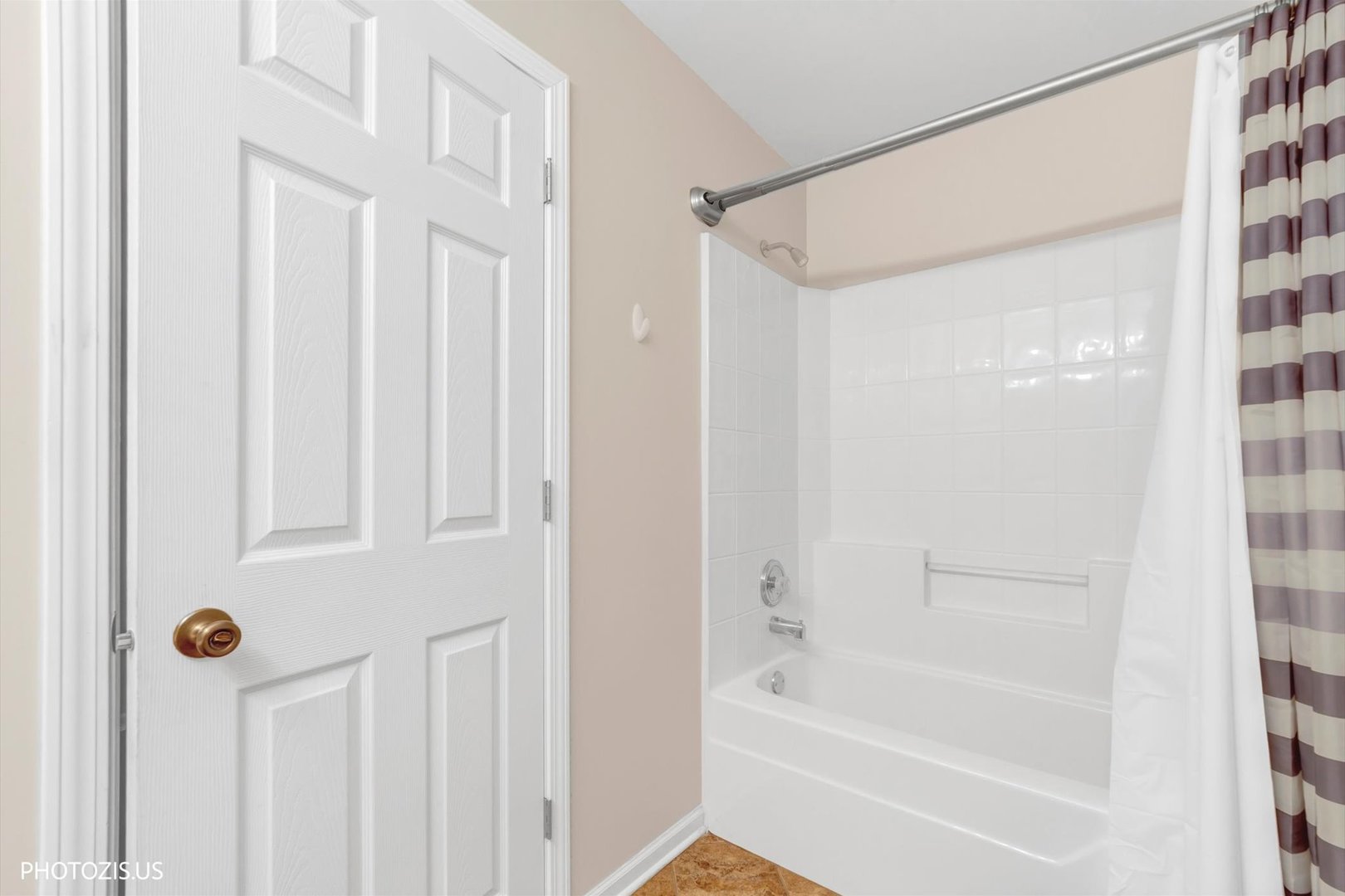 673 E Fountainview Drive 673 Property Photo 33