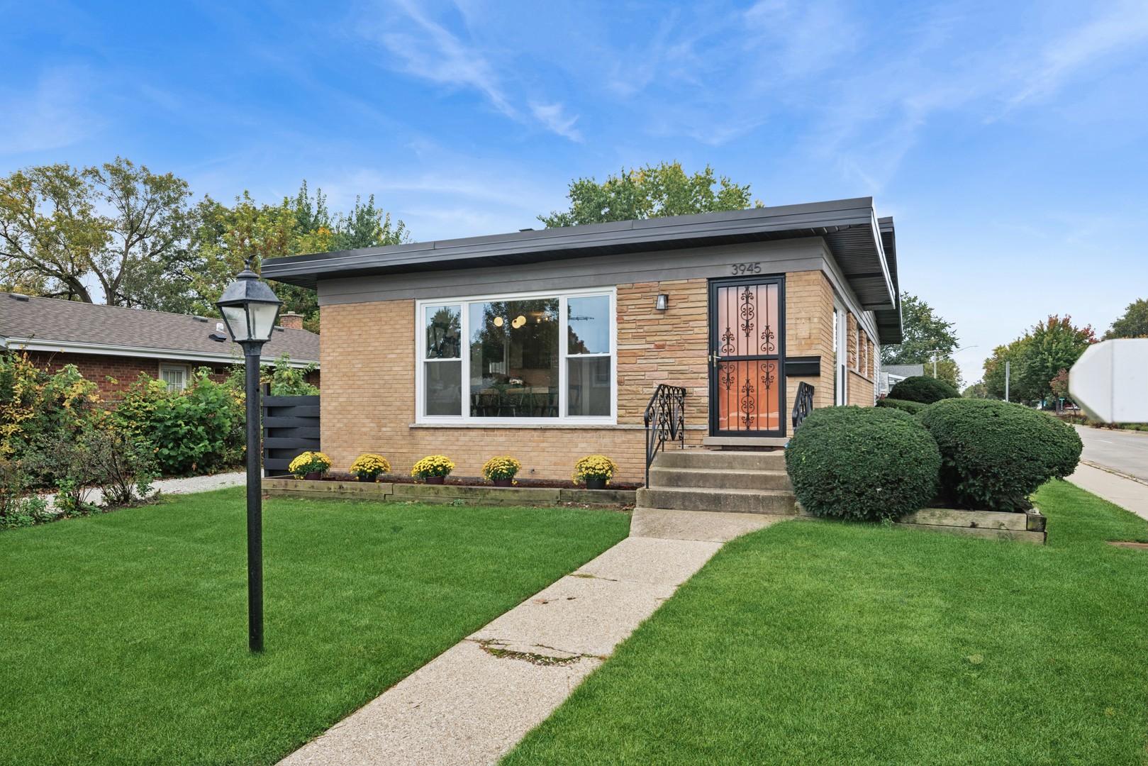 3945 Birchwood Avenue Property Photo 1