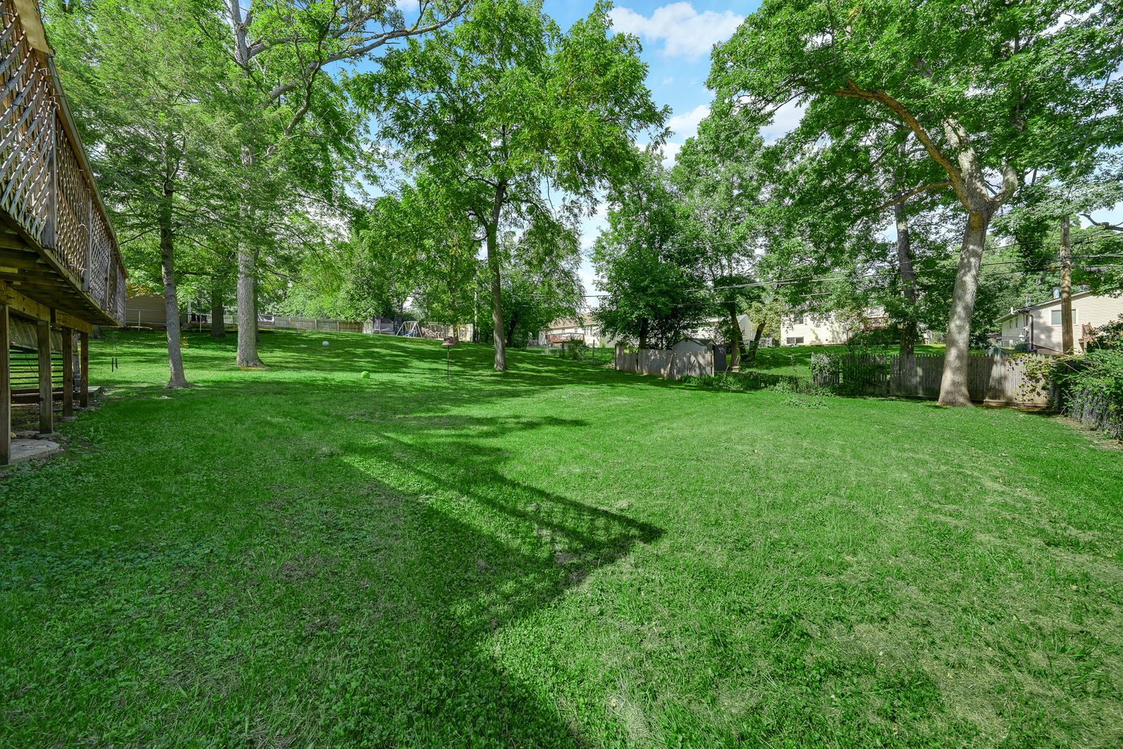 8910 Memory Trail Property Photo 23
