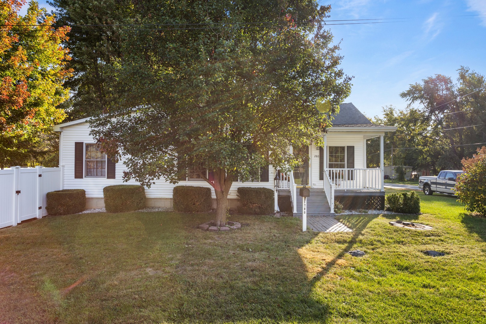 280 S Plum Street Property Photo 1