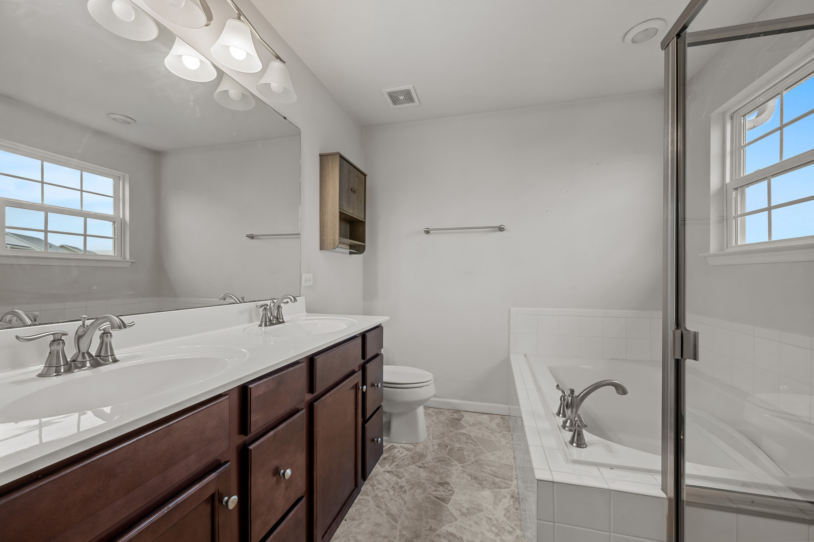 603 Silver Lake Street Property Photo 14