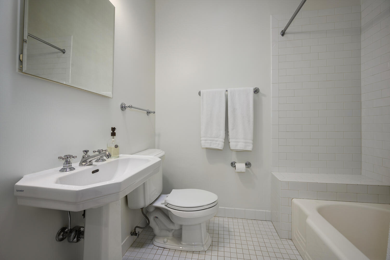 75 E Elm Street Property Photo 32