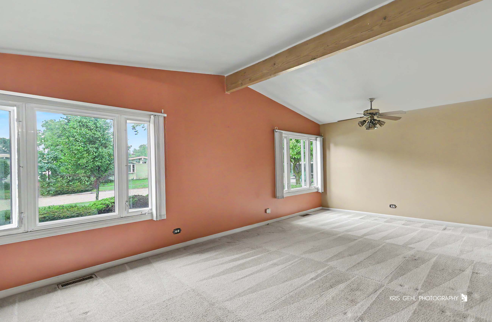 16 W Jeffery Avenue Property Photo 2