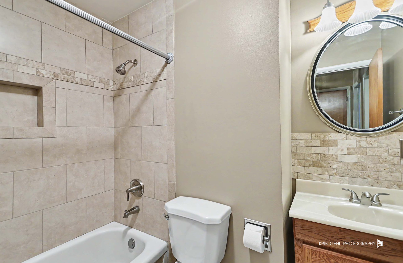 16 W Jeffery Avenue Property Photo 7
