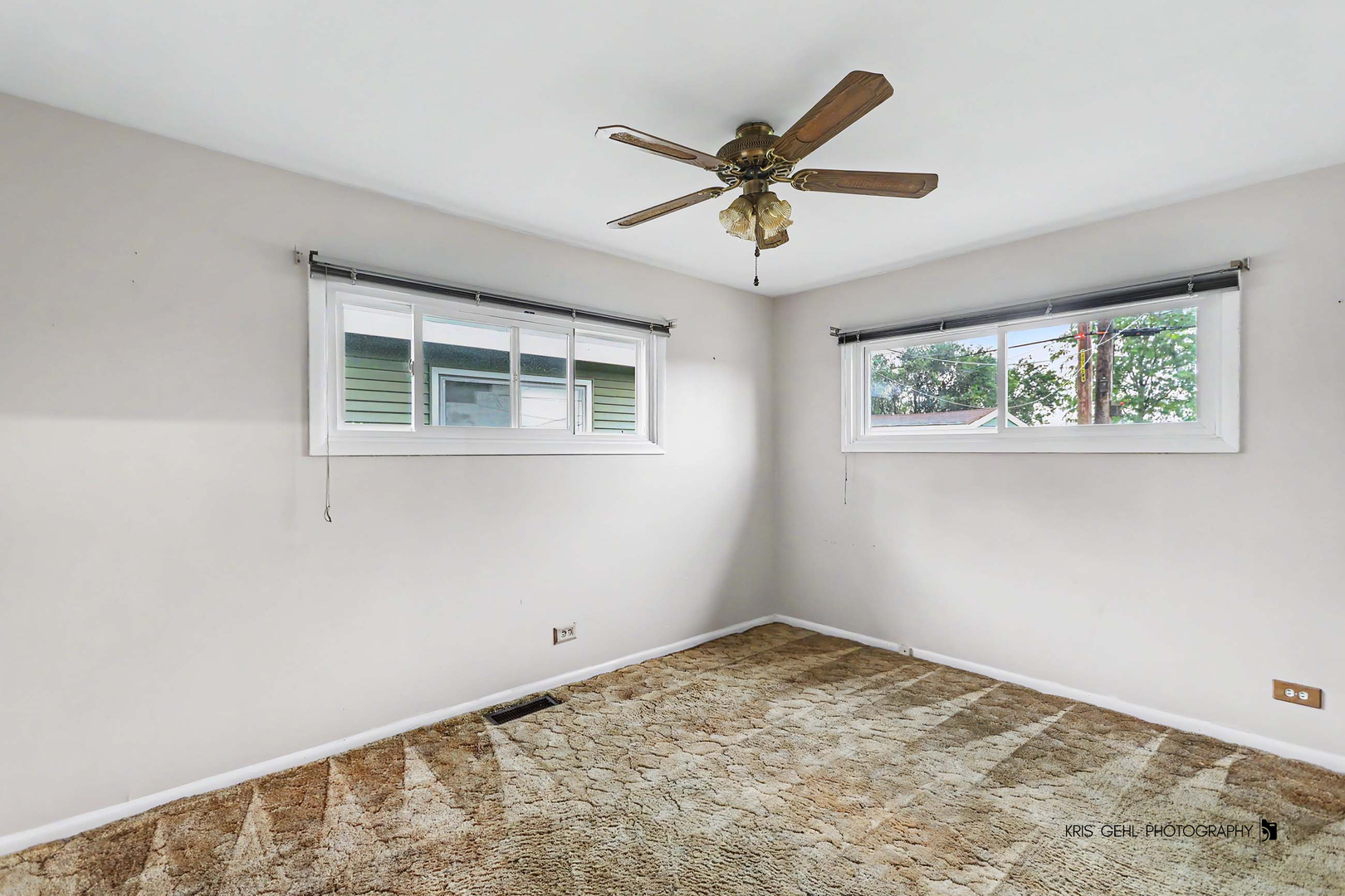 16 W Jeffery Avenue Property Photo 8