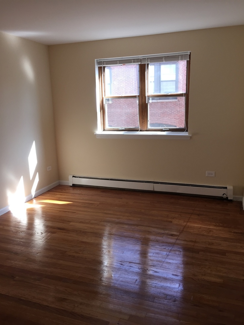 1025 W Hollywood Avenue 307 Property Photo 6