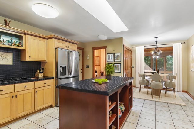 9017 Wildrose Lane Property Photo 12