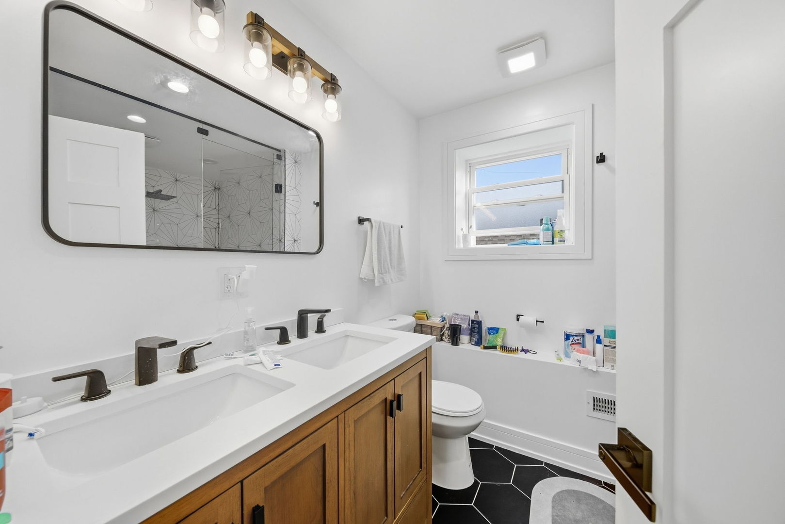 6148 S Moody Avenue Property Photo 31