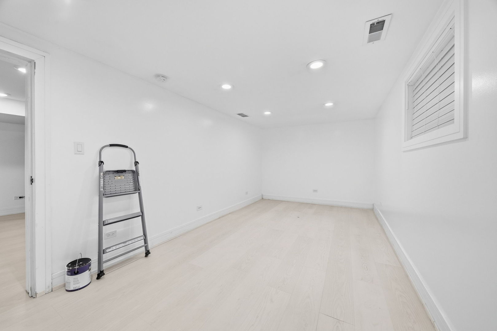 6148 S Moody Avenue Property Photo 37