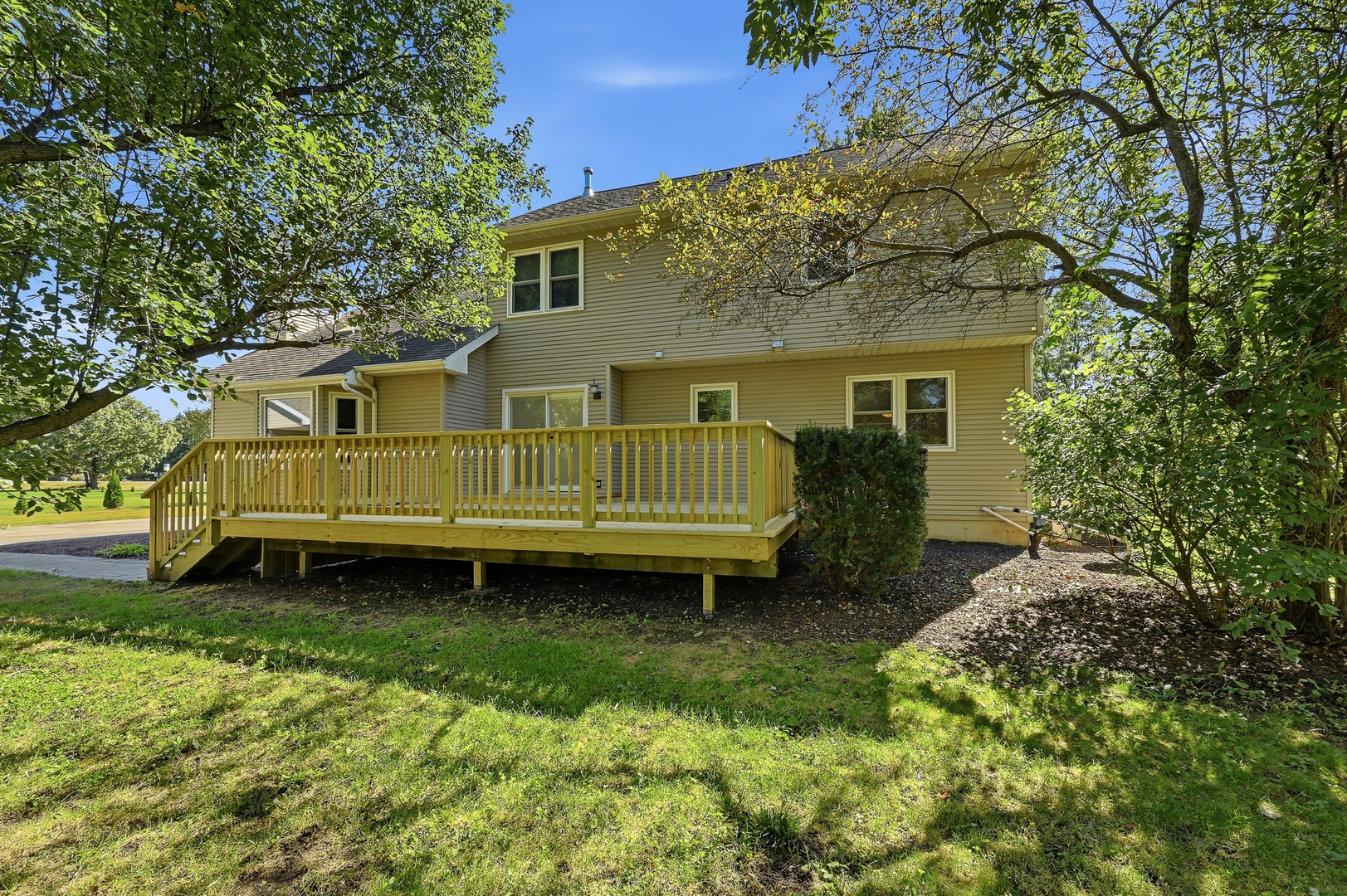 3429 Wolf Road Property Photo 12