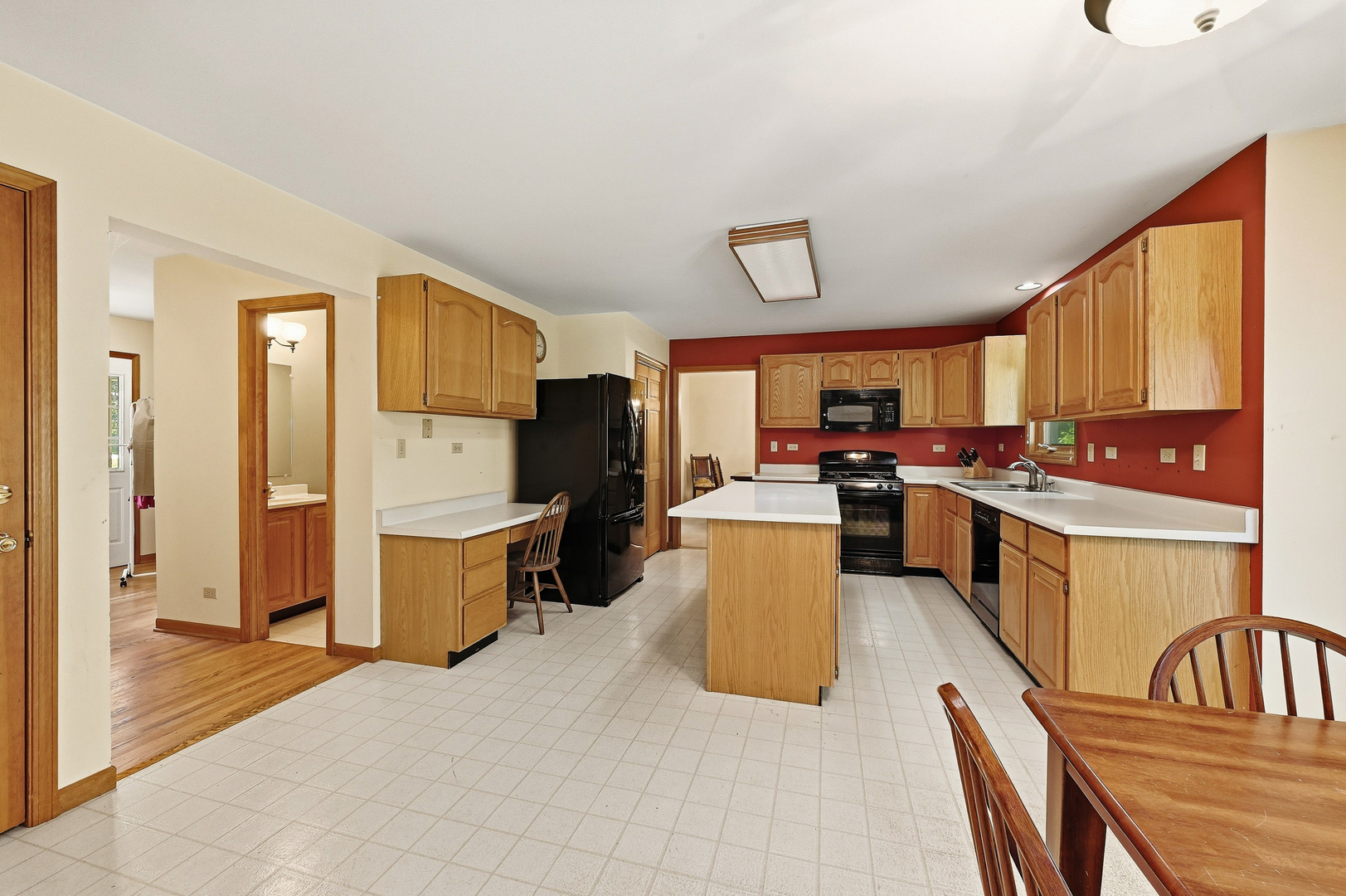 3429 Wolf Road Property Photo 25