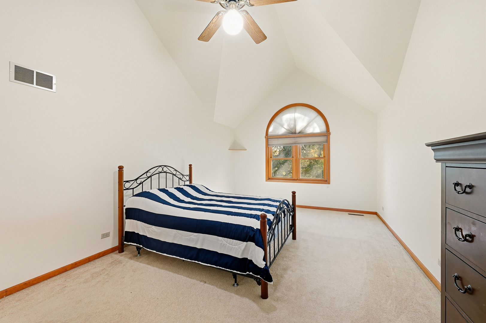3429 Wolf Road Property Photo 31
