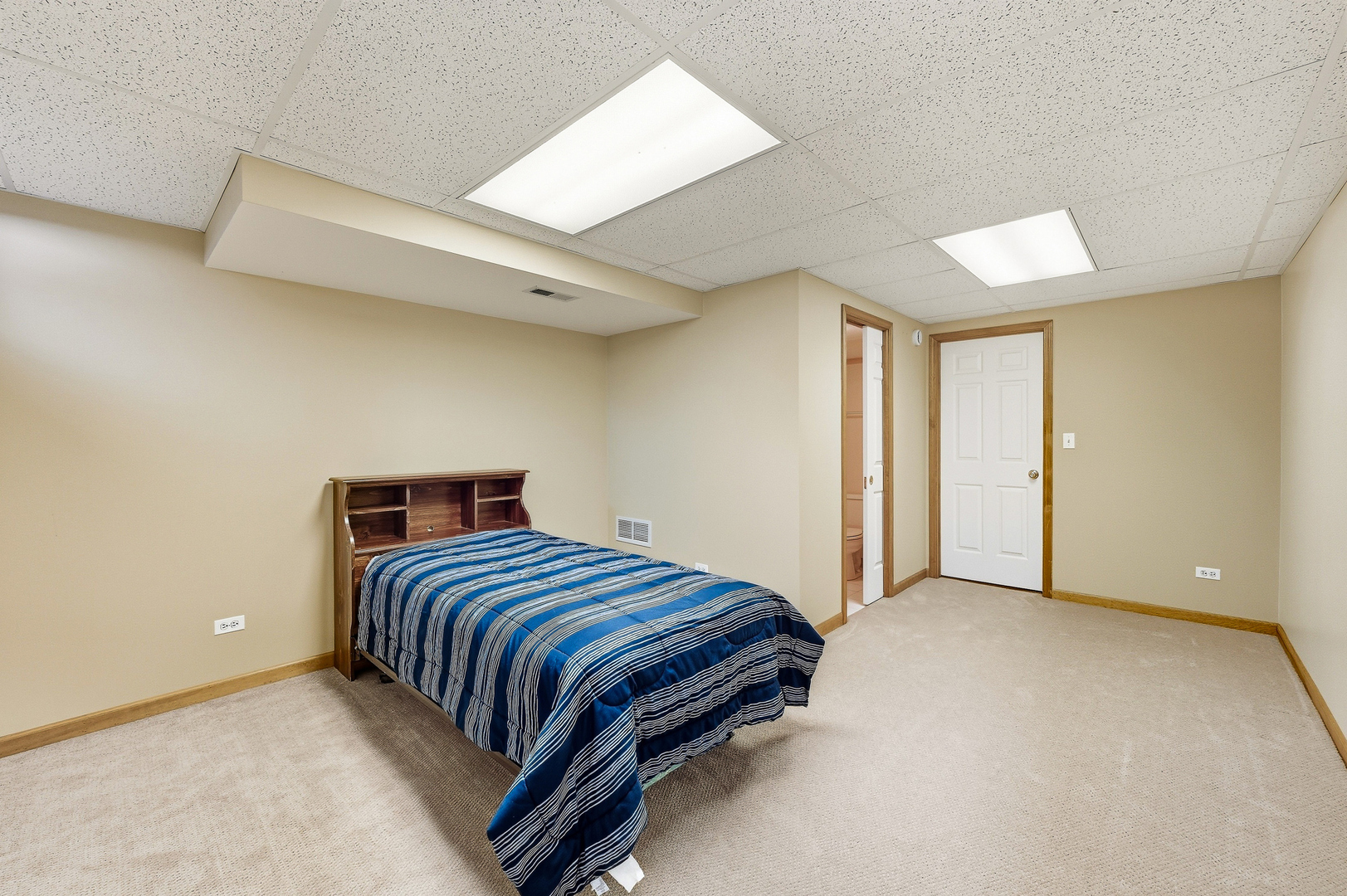 3429 Wolf Road Property Photo 44
