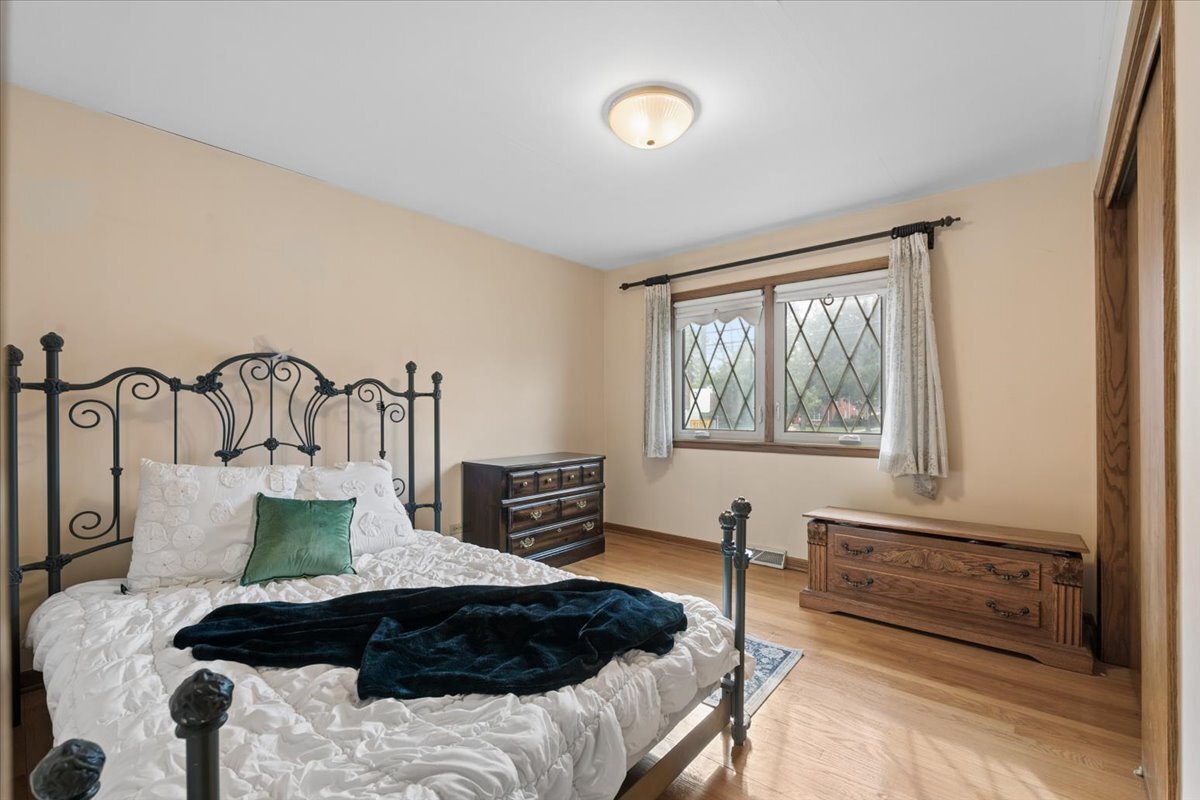 5800 N Octavia Avenue Property Photo 17
