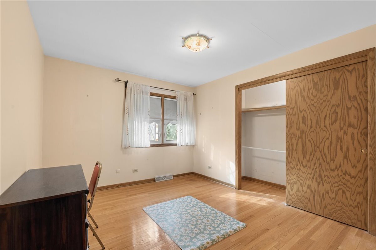 5800 N Octavia Avenue Property Photo 19
