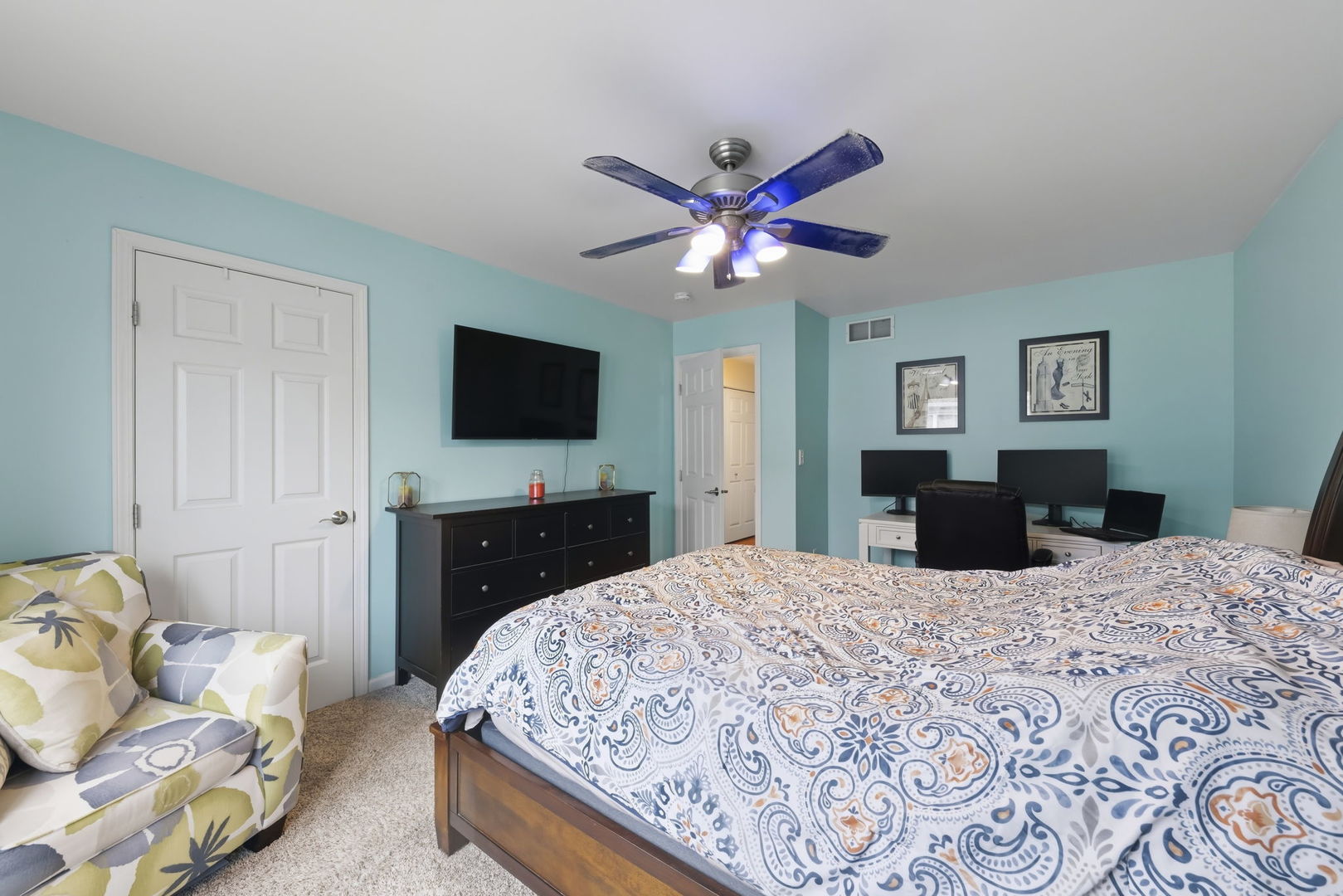 1105 Village Center Parkway 2 Property Photo 11