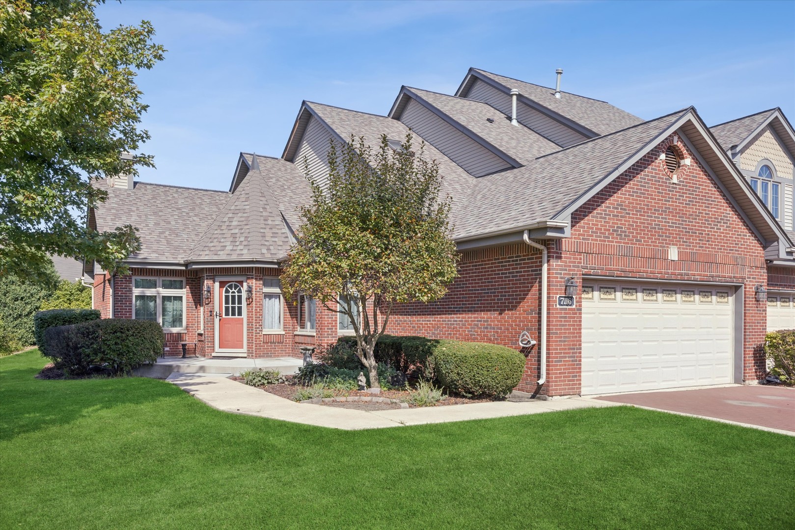 7116 168th Street Property Photo 1