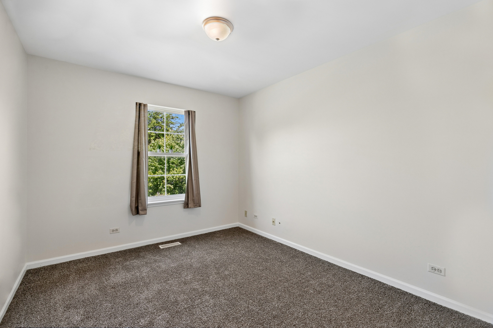 139 N Crooked Lake Lane Property Photo 16