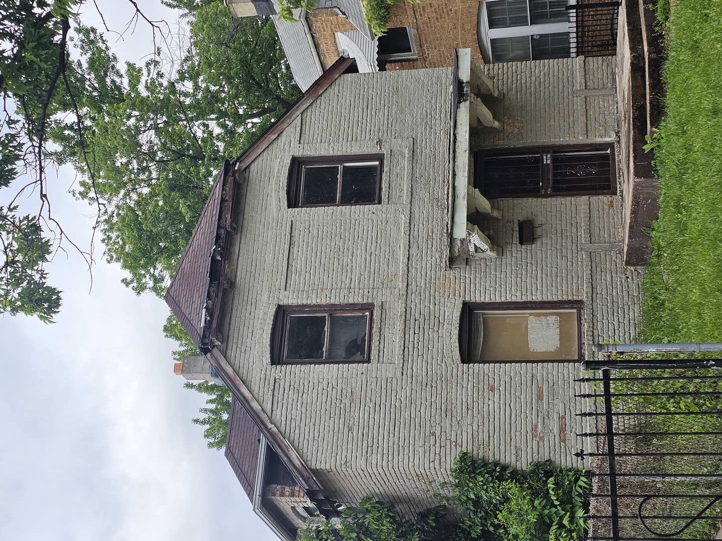 8852 S Michigan Avenue Property Photo 1