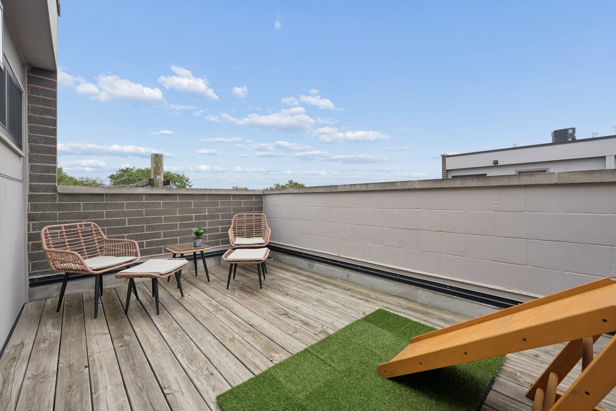 6209 S Ellis Avenue E Property Photo 30