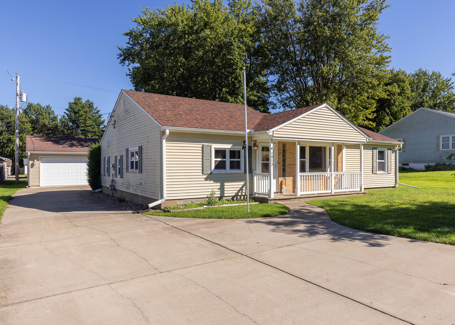 1013 12th Street Property Photo 1