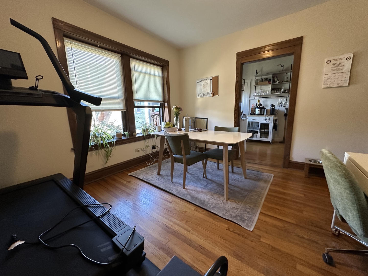 4616 N Sacramento Avenue 2 Property Photo 5