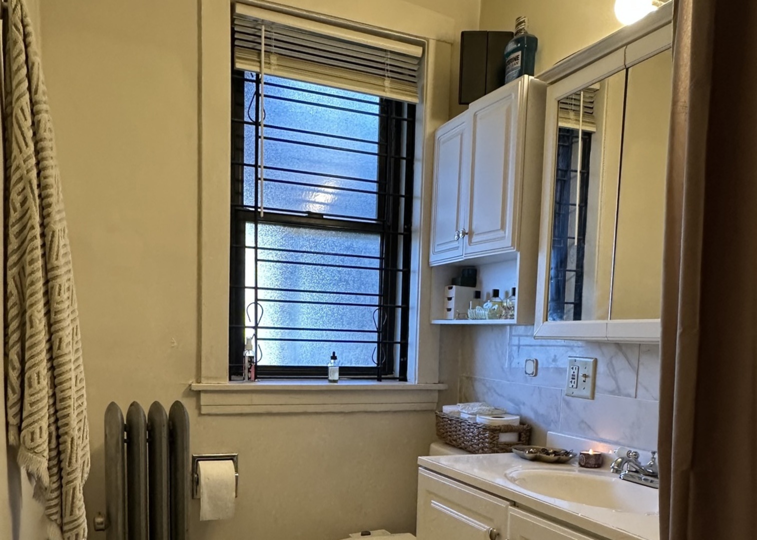 4616 N Sacramento Avenue 2 Property Photo 14