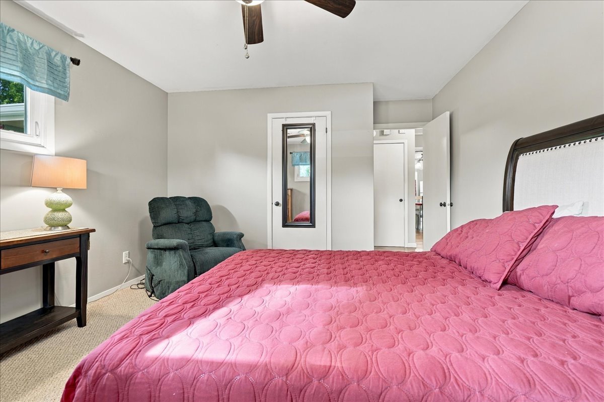 208 Mecherle Drive Property Photo 14