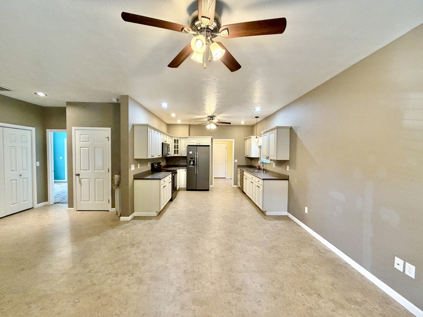 2806 Jones Street Property Photo 7