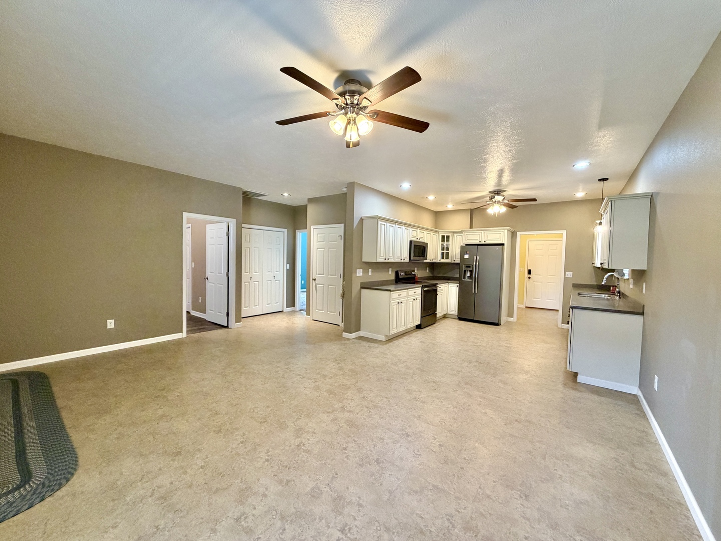2806 Jones Street Property Photo 9