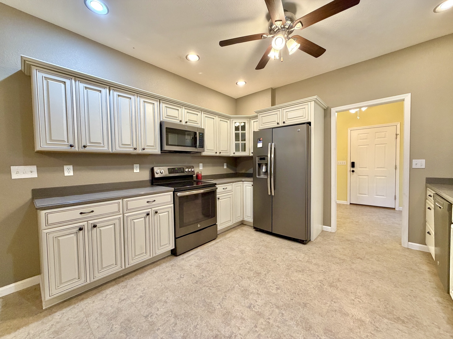 2806 Jones Street Property Photo 13
