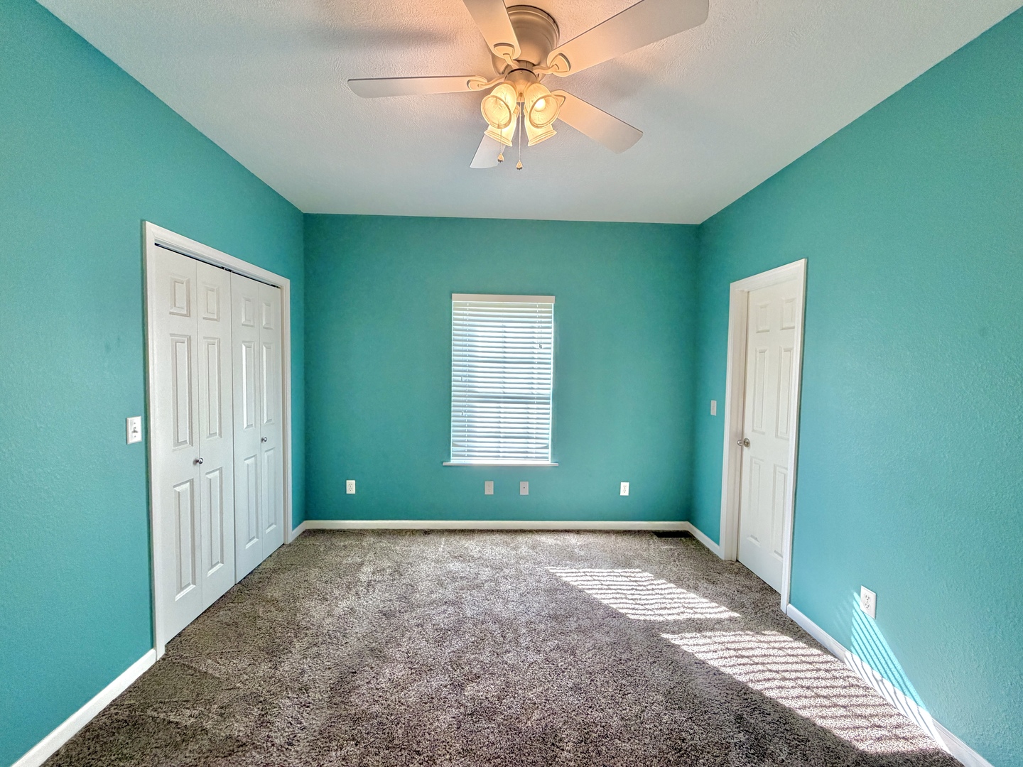 2806 Jones Street Property Photo 25