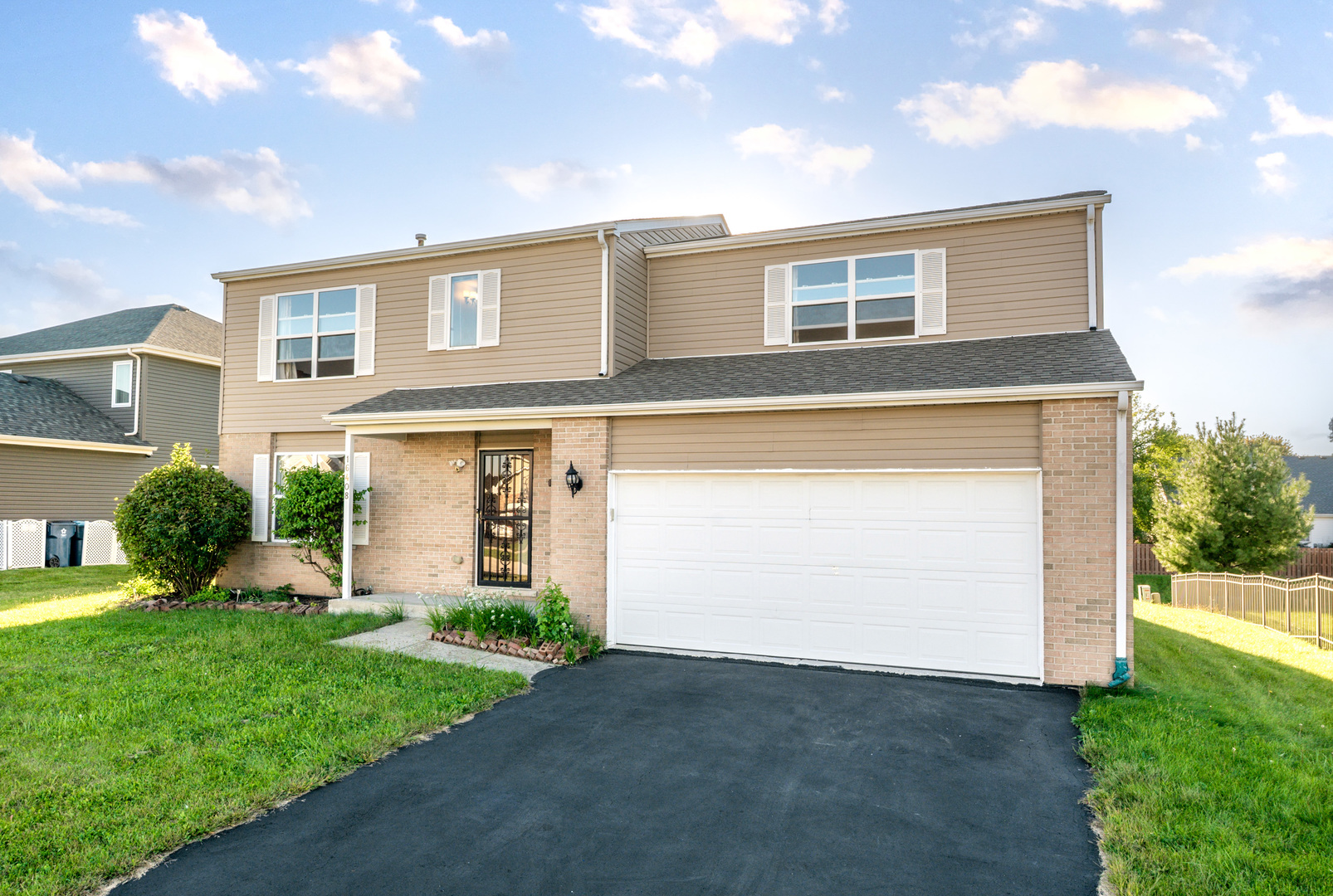 16408 Zausa Drive Property Photo 2