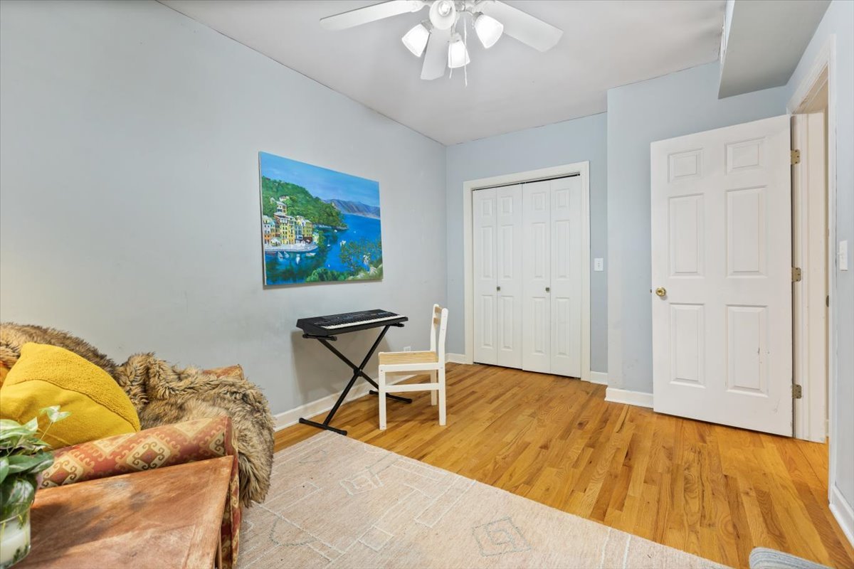 1531 W Rosemont Avenue 1n Property Photo 13