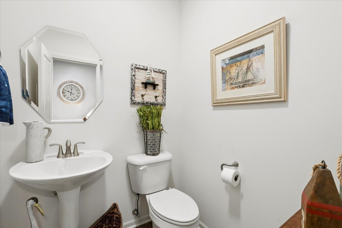 1005 Draper Road Property Photo 13