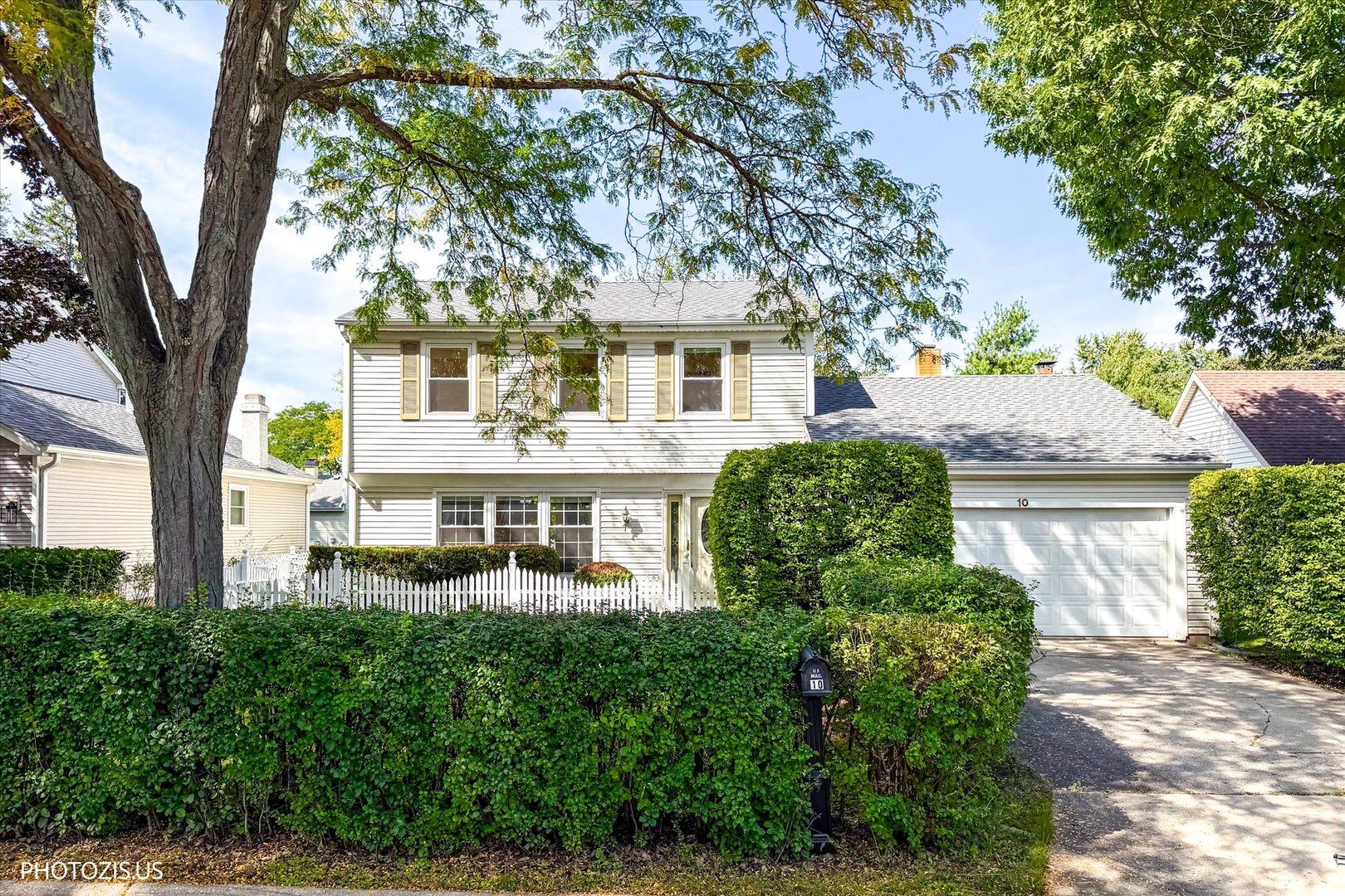 10 Mayflower Road Property Photo 1