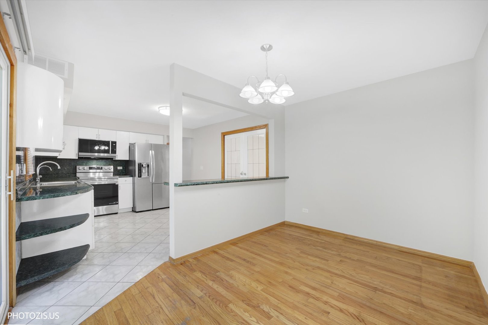 10 Mayflower Road Property Photo 17