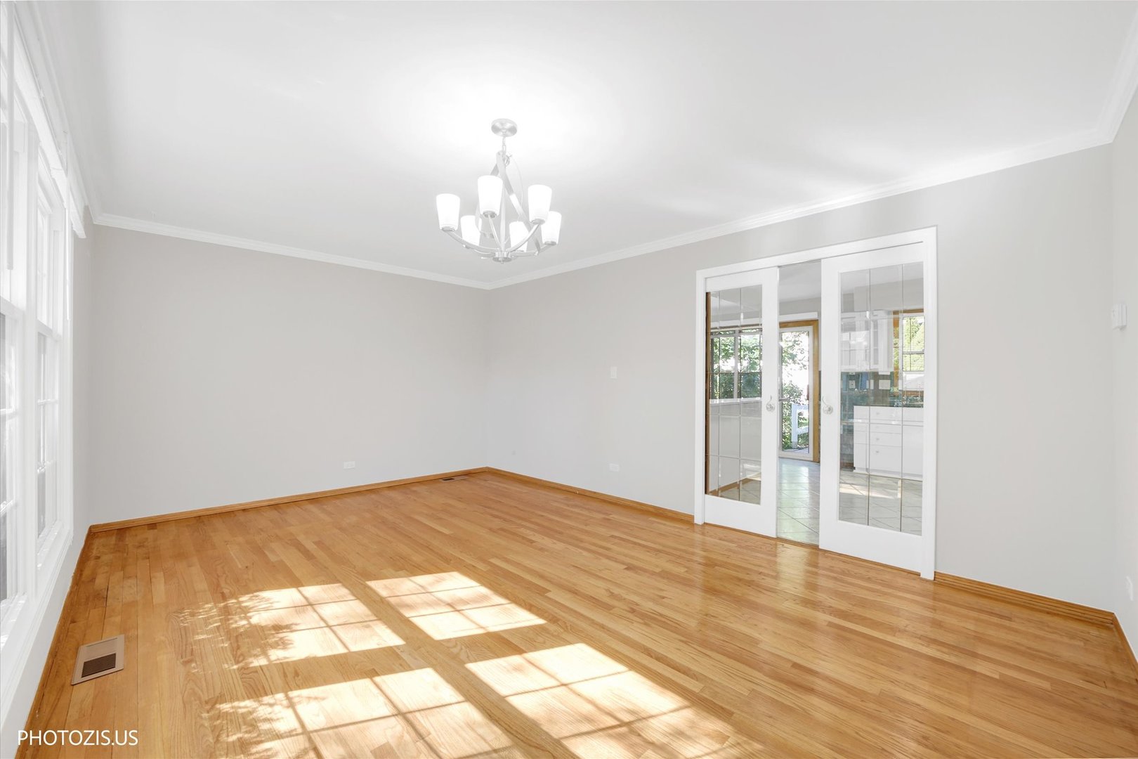 10 Mayflower Road Property Photo 24
