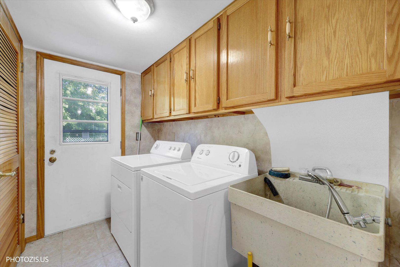 10 Mayflower Road Property Photo 33