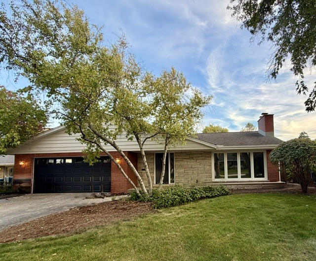 5 Larkspur Lane Property Photo 1