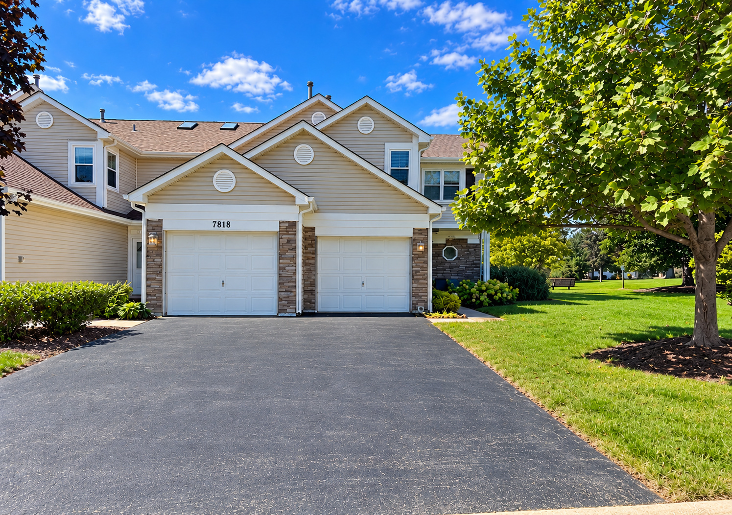7818 Darien Lake Drive Property Photo 1